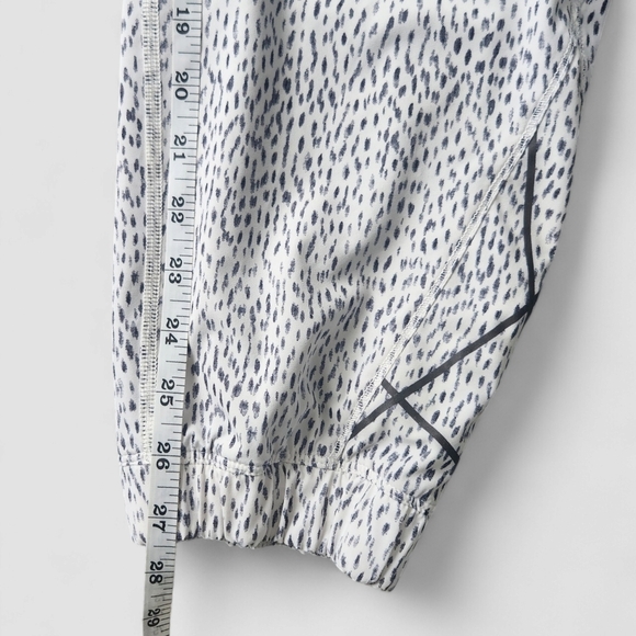 Lululemon Trainer Track Pants Joggers Dottie Dash Sz 10 - Picture 14 of 14